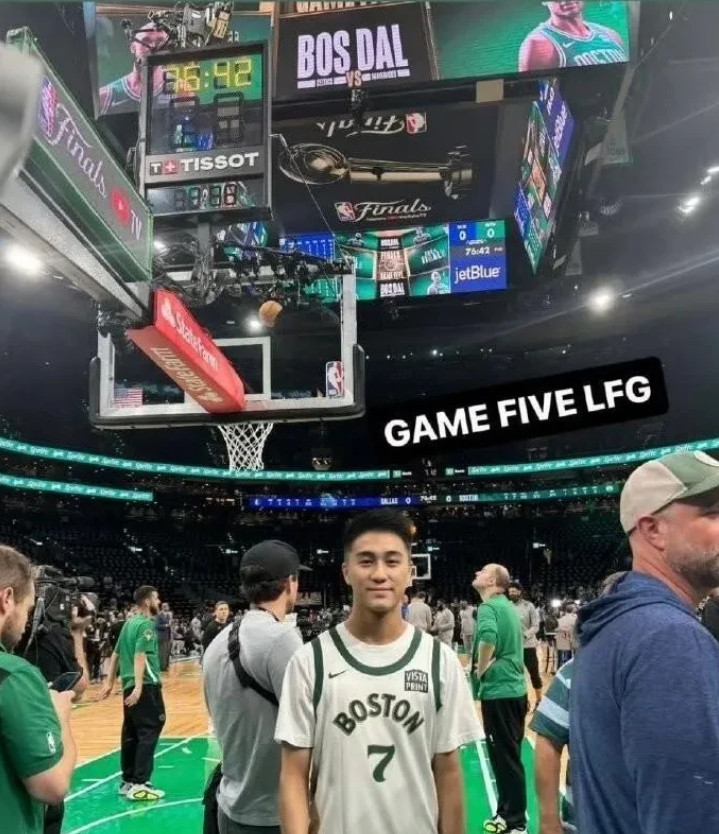 赌王儿子入股NBA凯尔特人队。凯尔特人老板收获61亿美金，交出了球队大部分的股