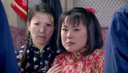 2005年，《金婚》剧组邀请李菁菁出演“庄嫂”这一角色，开价是80000元片酬。