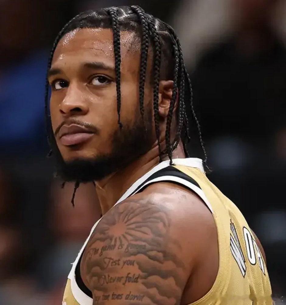 距离训练营开启还有三周，目前NBA自由球员市场上剩余的最佳人选：杰伦·杜伦（受限