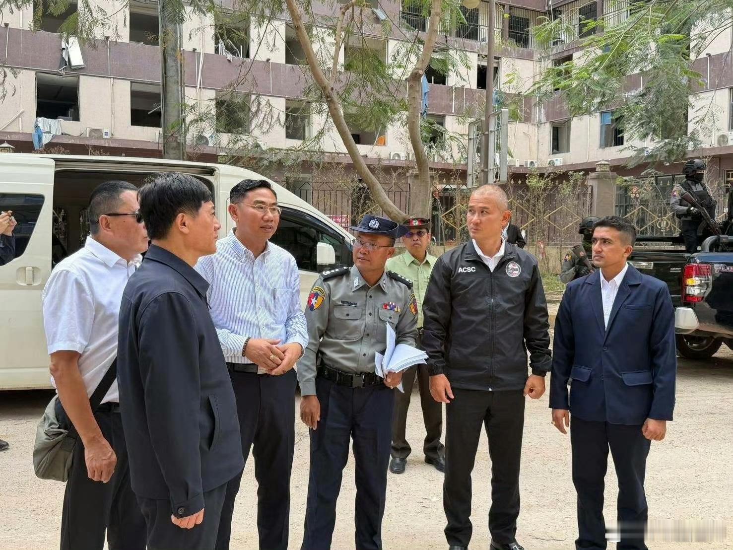 中缅泰三国代表在泰国湄索县，共同视察电诈园区清剿情况。经过三国的联合行动，昔日奢