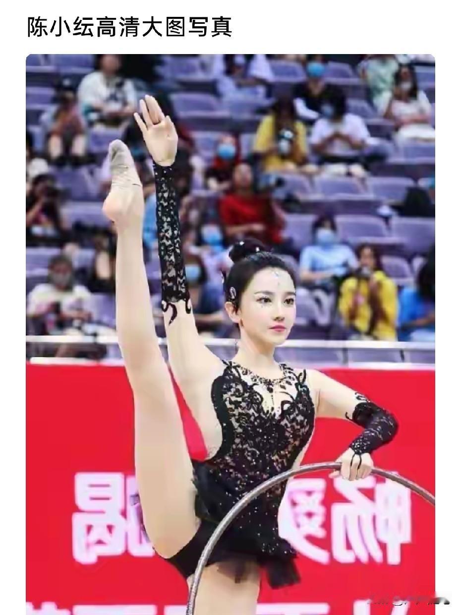 她是怎么出名的