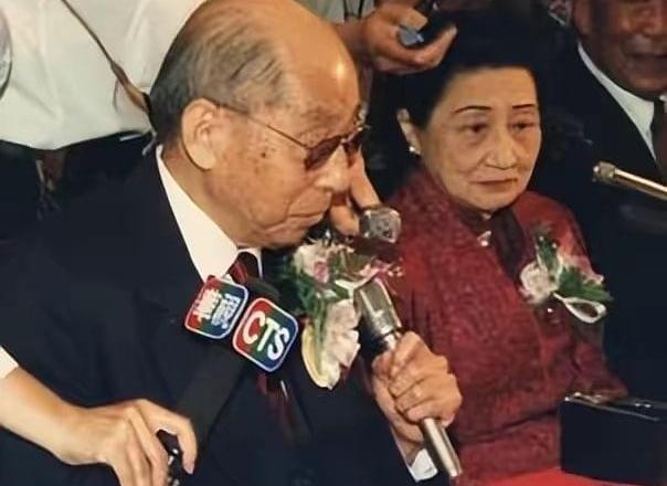 民国豪门赴美魔咒：权财散尽，后代凋零，斩杀殆尽！张学良、宋美龄、孔祥熙、宋子