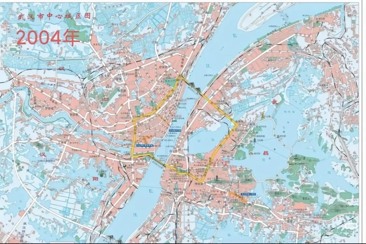 武汉要是没填那么多湖，那的多好[捂脸哭]！曾经武汉有“百湖之市”的美誉，湖泊星罗棋
