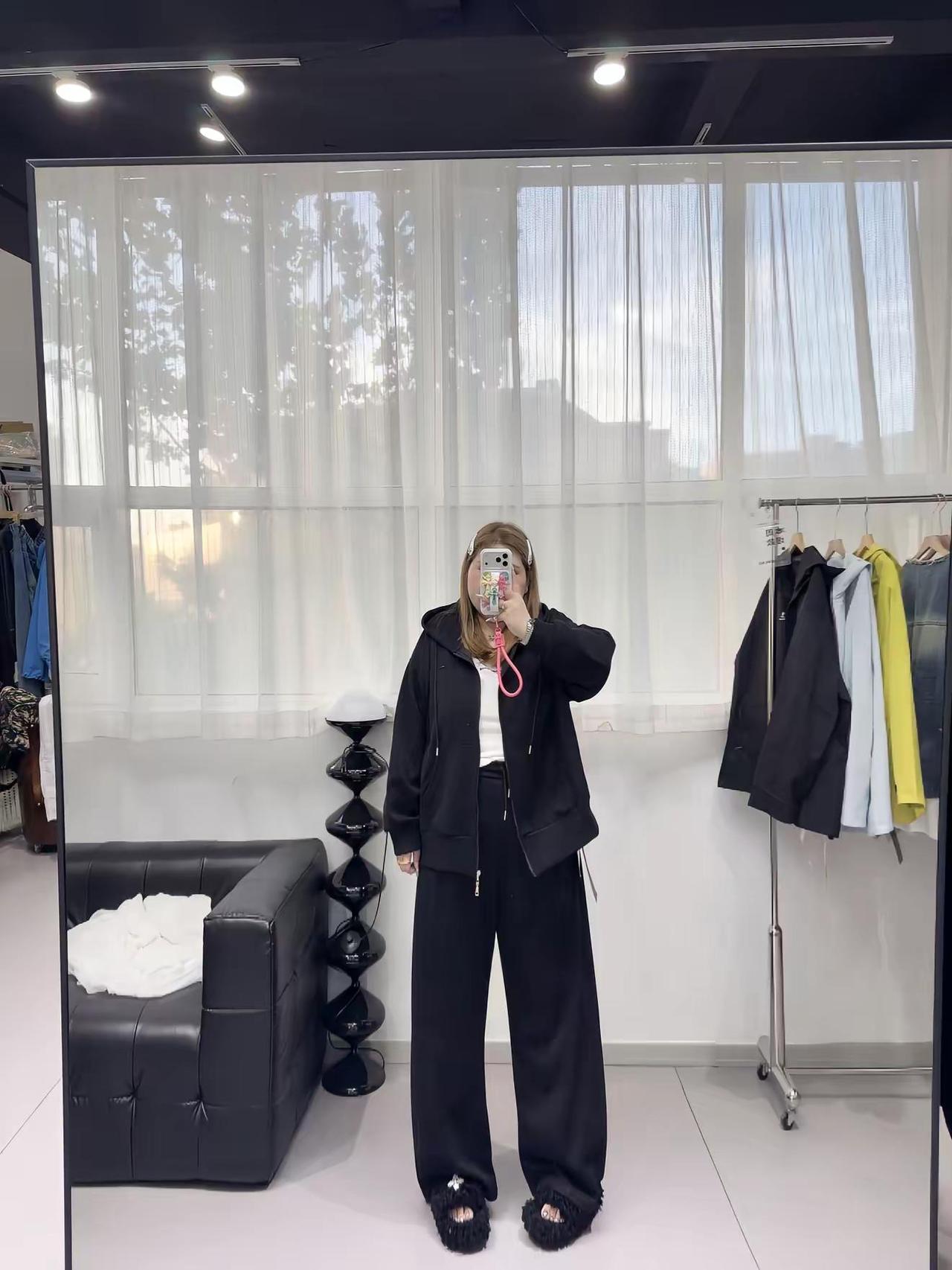 大码女装OOTD.松弛感拉满的穿搭快乐姐妹局日常穿搭大码女装