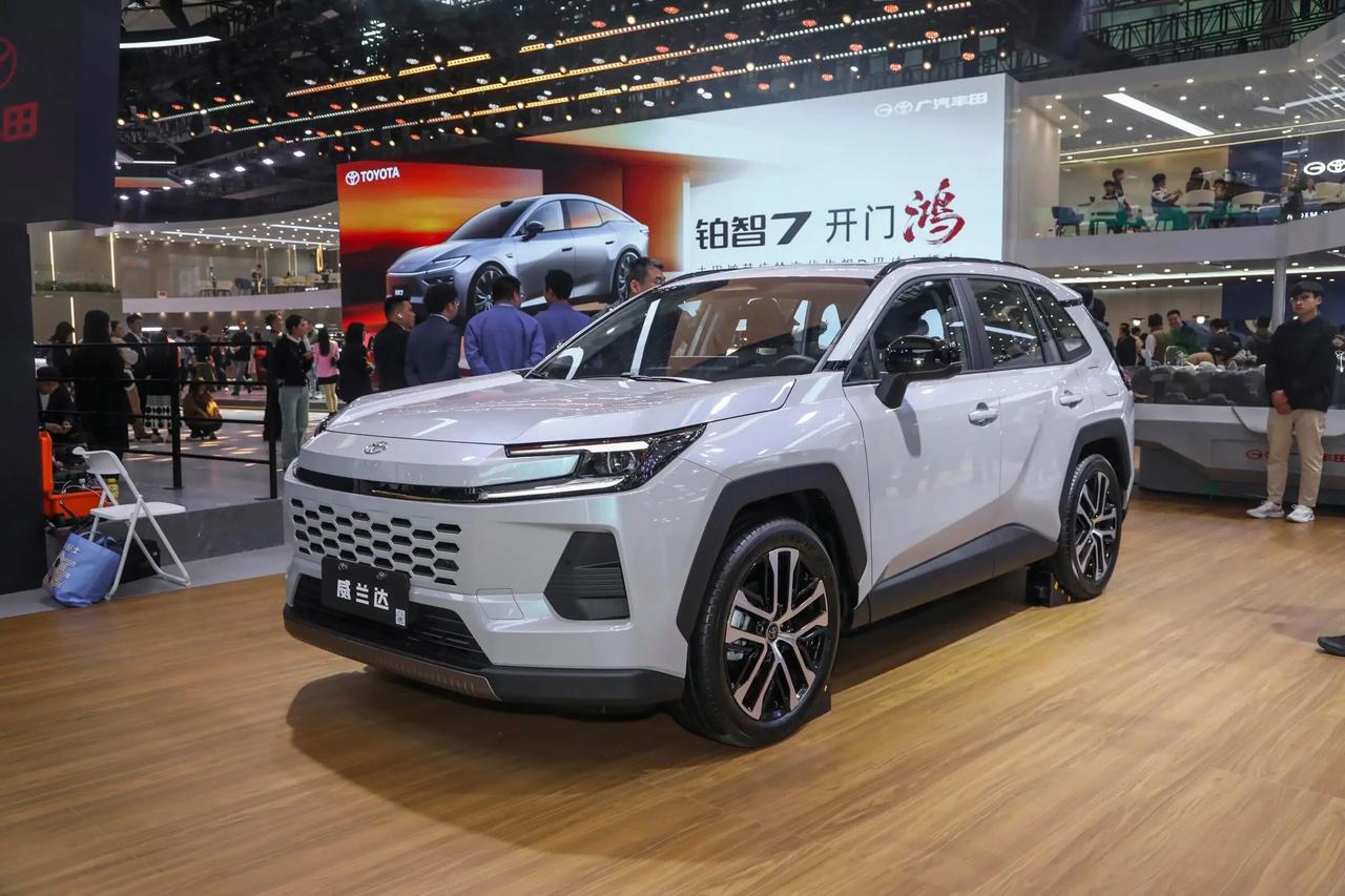 丰田也扛不住了！换代威兰达狂降3.2万，入门版配置藏惊喜曾经丰田、本田热门车型换