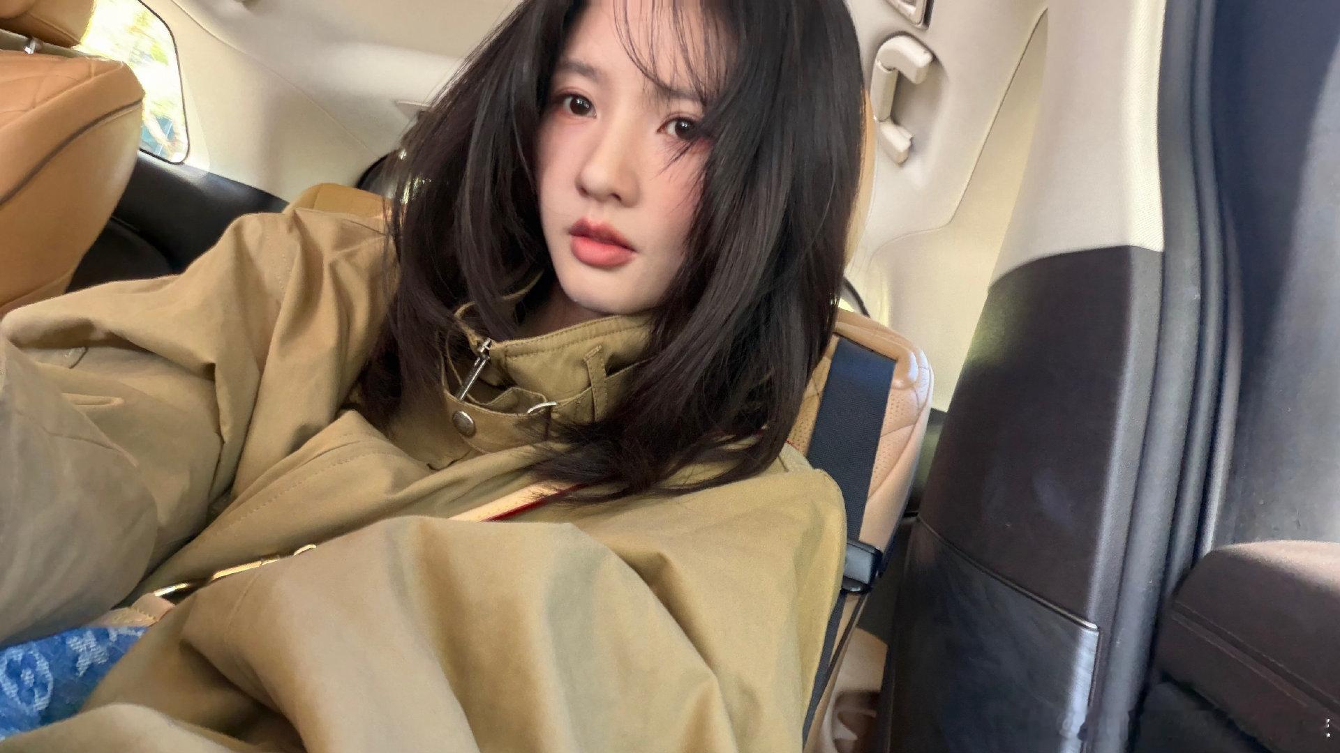#刘些宁#好萌​
