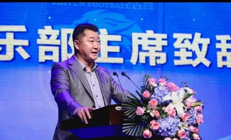 杨明洋入选国家队，相比于成都蓉城乐开了花不同，最落寞和郁闷的当属南通支云老板范总