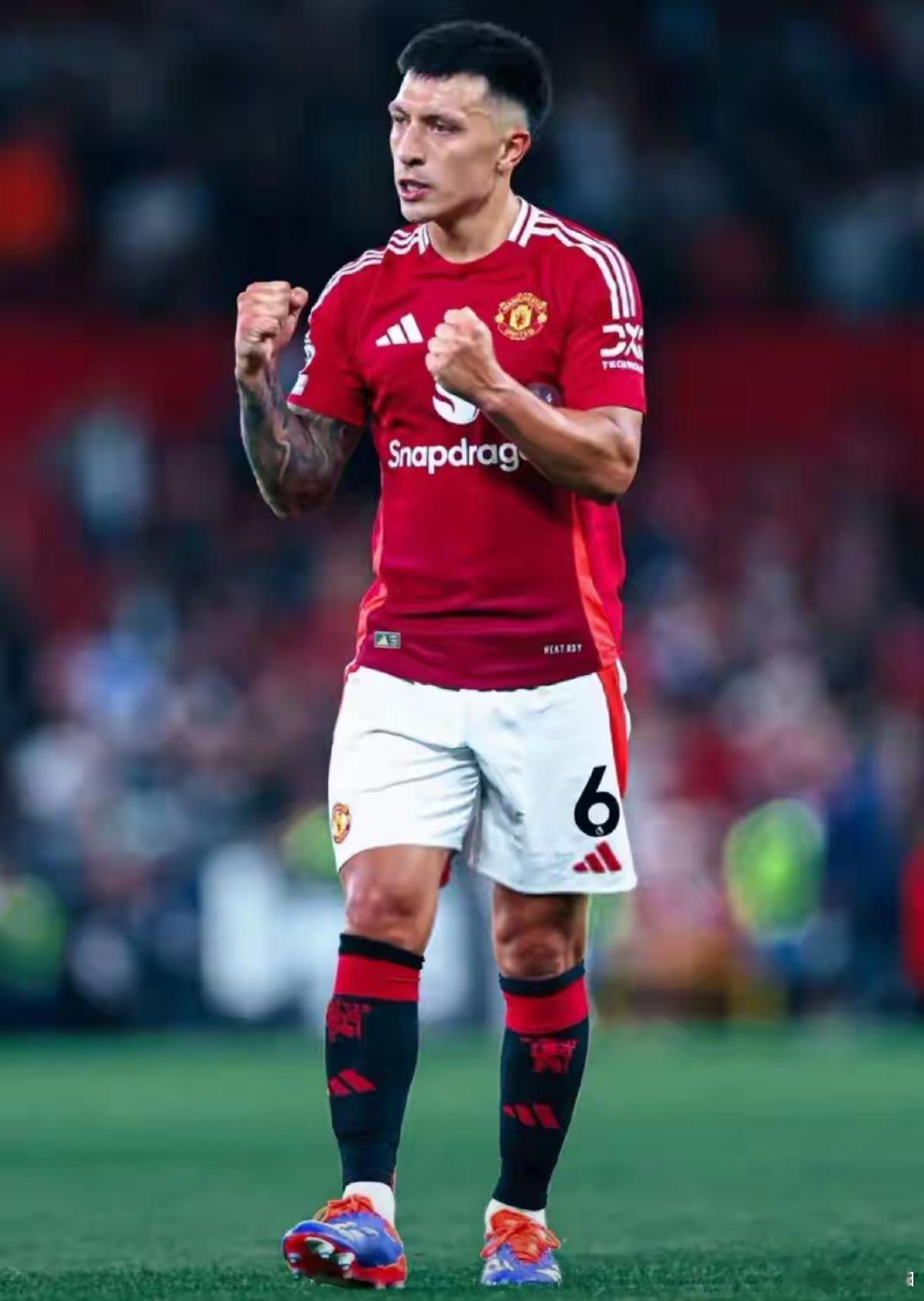 又伤一个！曼联跟队记者劳里-惠特维尔发布消息历桑德罗-马丁内斯因为小腿受伤缺席本