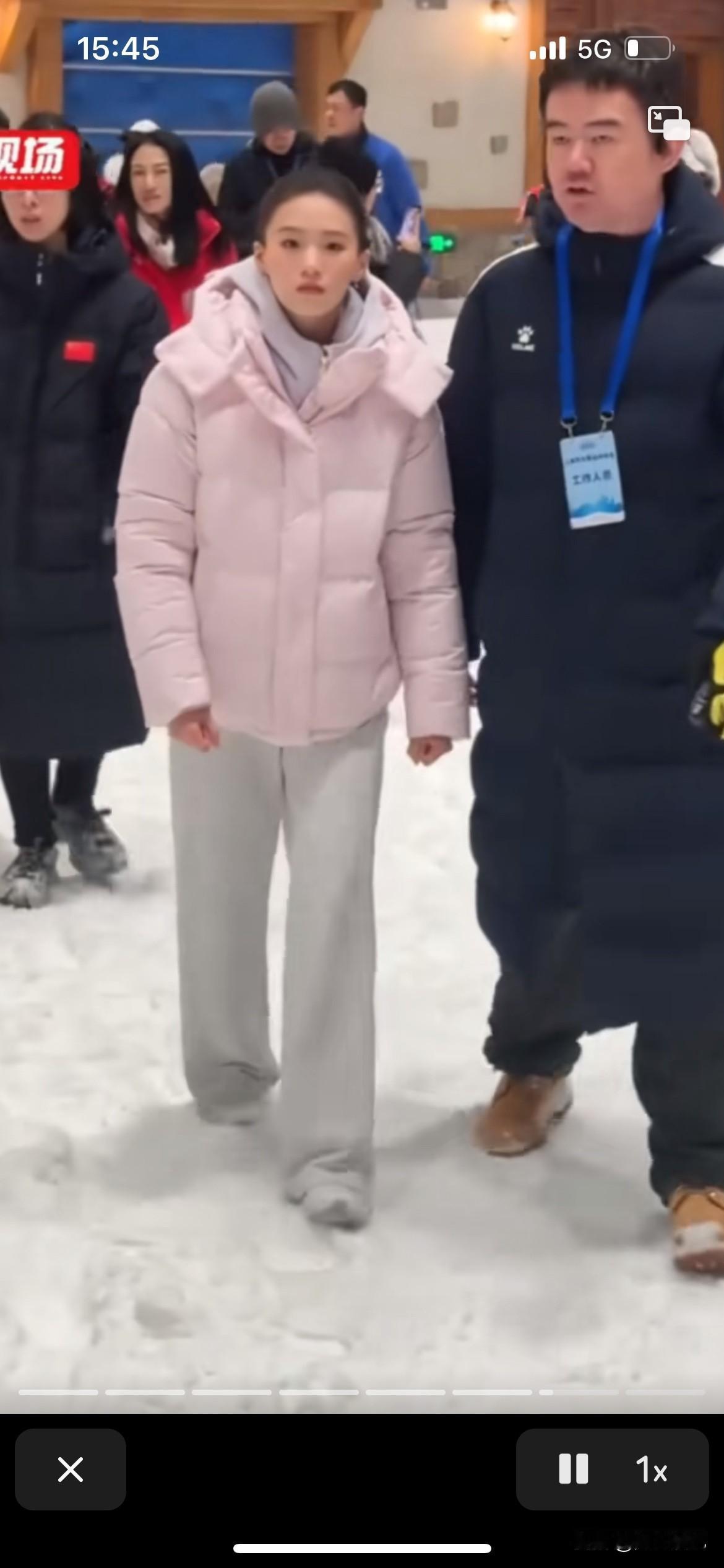 陈芋汐也来给冰雪项目打卡，证明了她也有这个实力，可以说是最好的运动员，永远都是