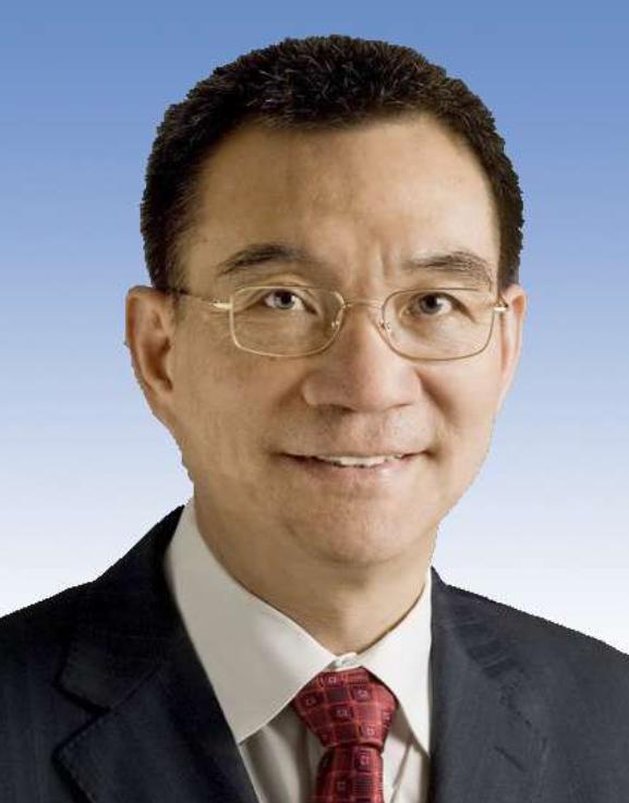 1979年，一名台湾连长冒死游泳横渡台湾海峡回到了祖国大陆，而他的妻子在接受审问
