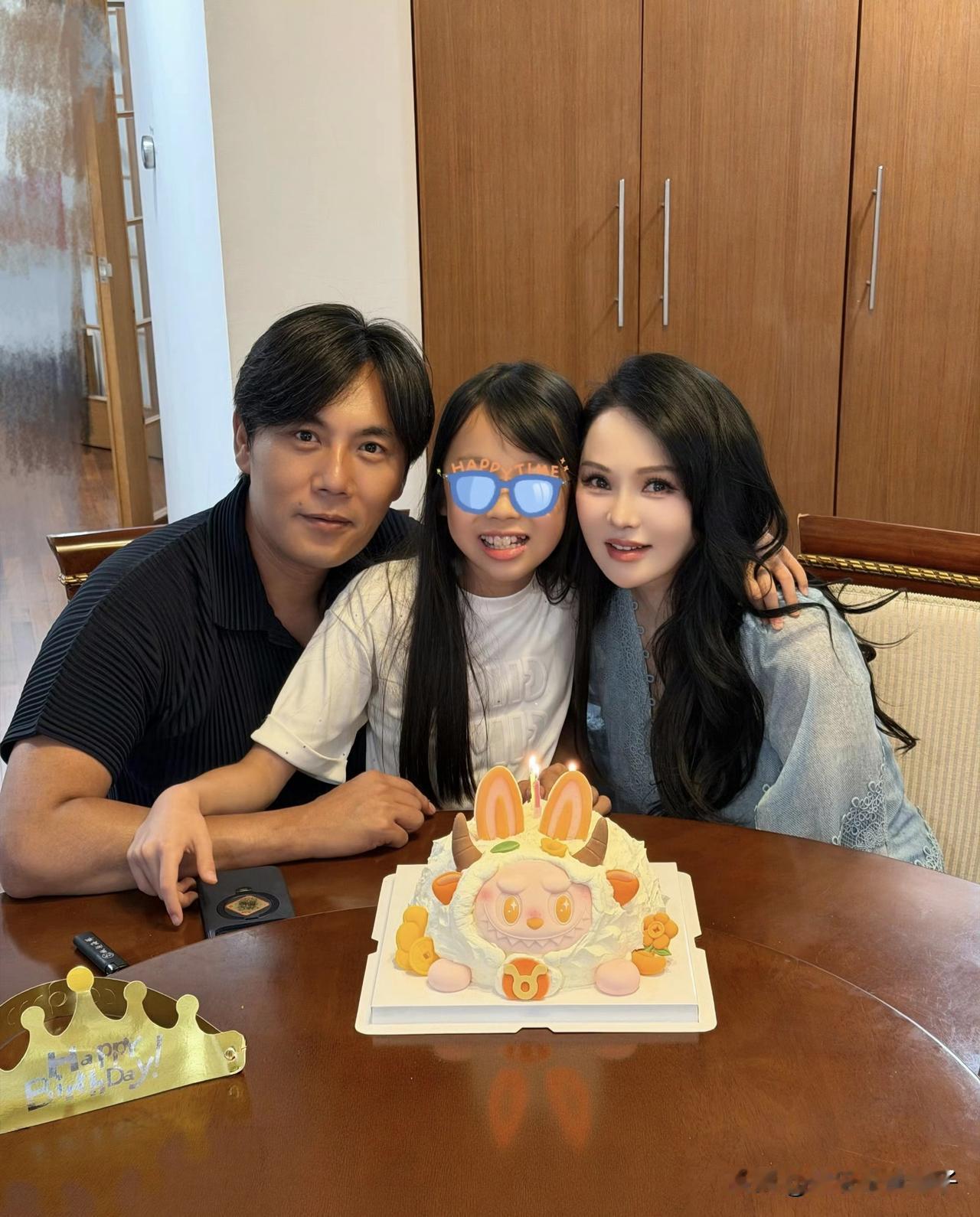 伊能静，高调发文！5月19日，伊能静在社交平台发文，这一次之所以说，很高调，看