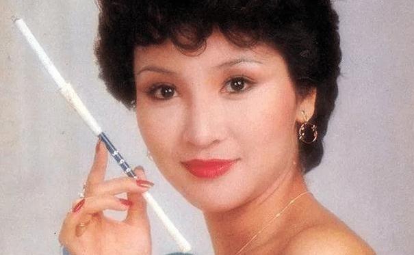 1985年谢贤在澳门赌场酣战三天三夜，不仅输掉了600万身家，还欠下了1500万