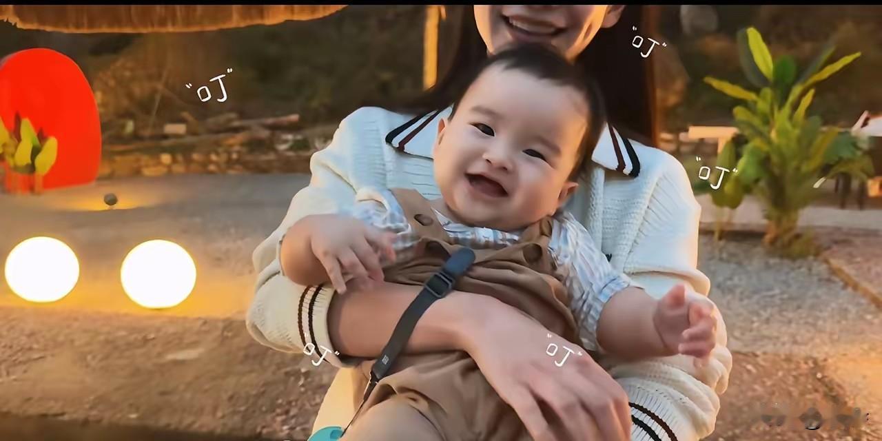 小玥儿小霖霖中秋在京团聚！谜底揭晓：这次是筱梅安排，在怀柔度假村民宿过节，不