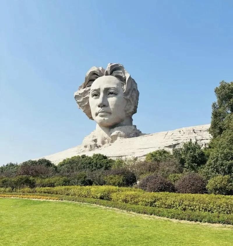 近日，在武汉文化旅游发展大会上，长沙、武汉、南昌三市正式联合启动“周末互换计划”