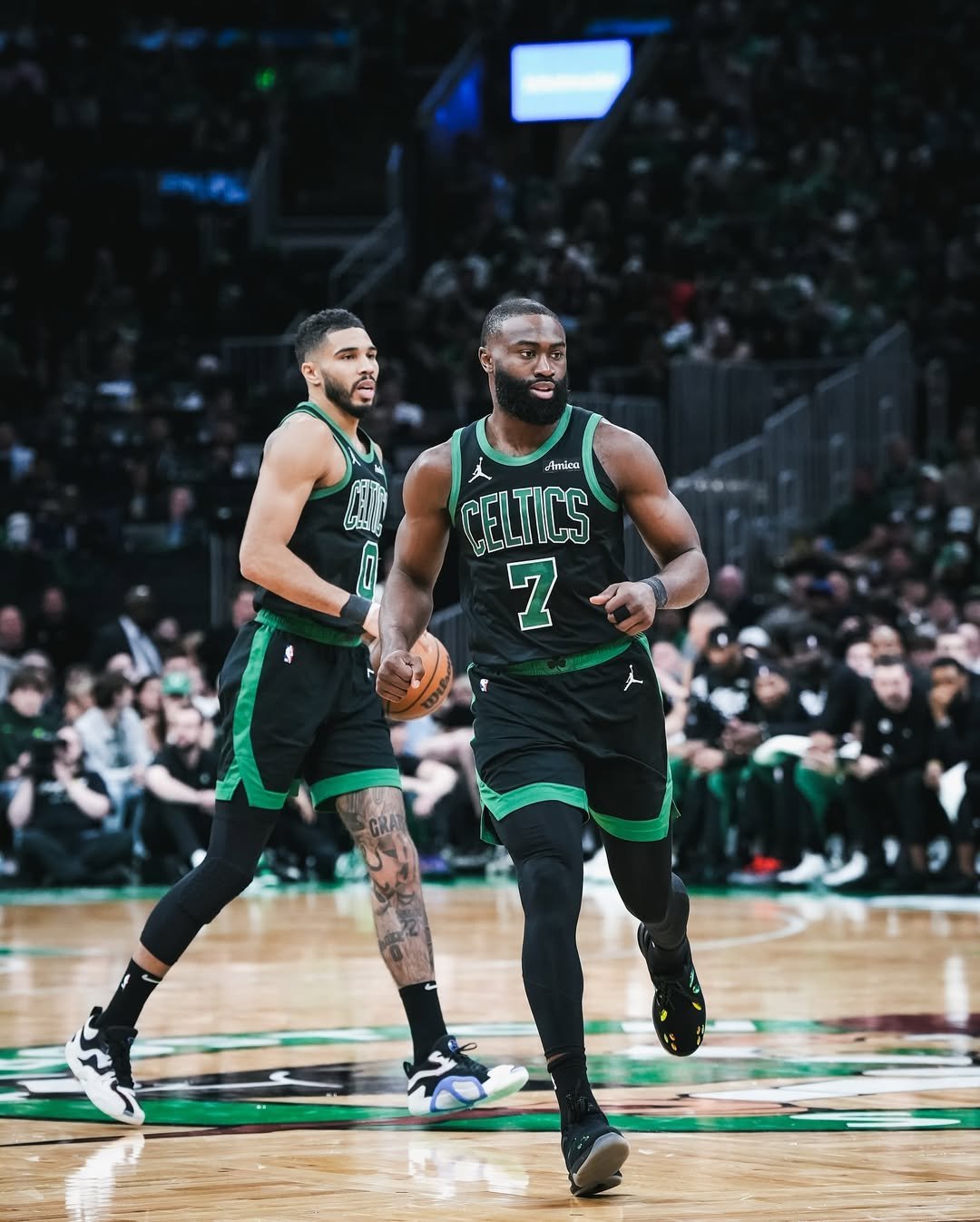 怀特在一档节目中表示：“大多数年轻球员组合只是数据不错，但赢不了球。可是双探花从