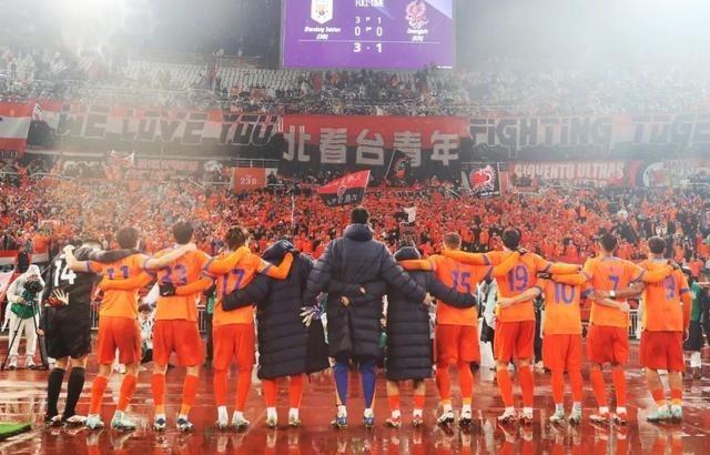 中国要明牌了吗？自去年9.3阅兵以来，中国这边的态度越来越强硬，寸土必争，寸土不