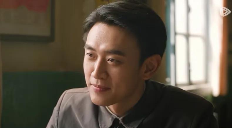 一个演员，干翻同期所有对手最狠的方式，是自己打自己。王天辰最近就这么干了。C