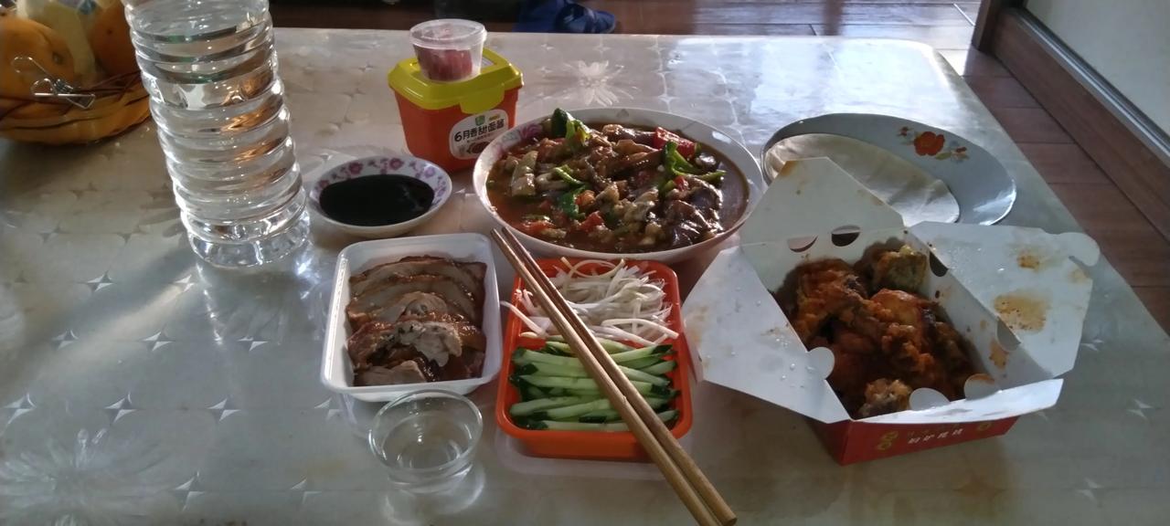 这小日子过得还凑乎吧