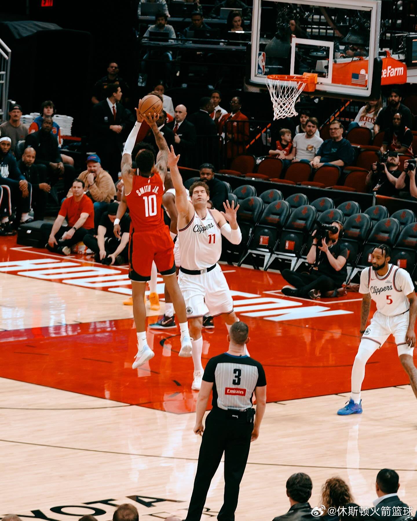 如果剔除贾巴里·史密斯从1月4日至1月17日糟糕的8场比赛表现，他本赛季的平均数