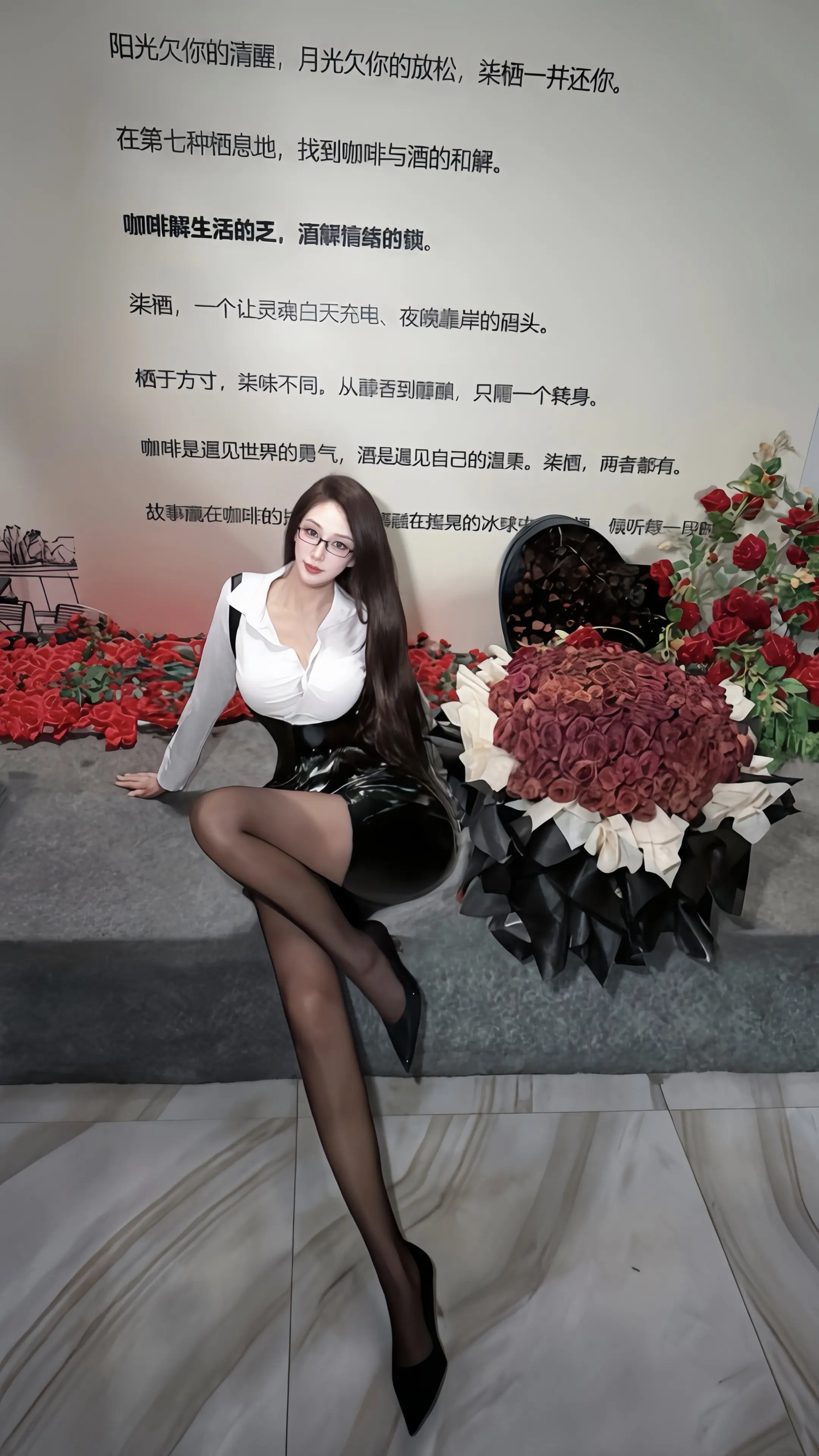 洛阳新开的！！氛围感Chill精酿bar 在城市阳台附近发现一家新开的...