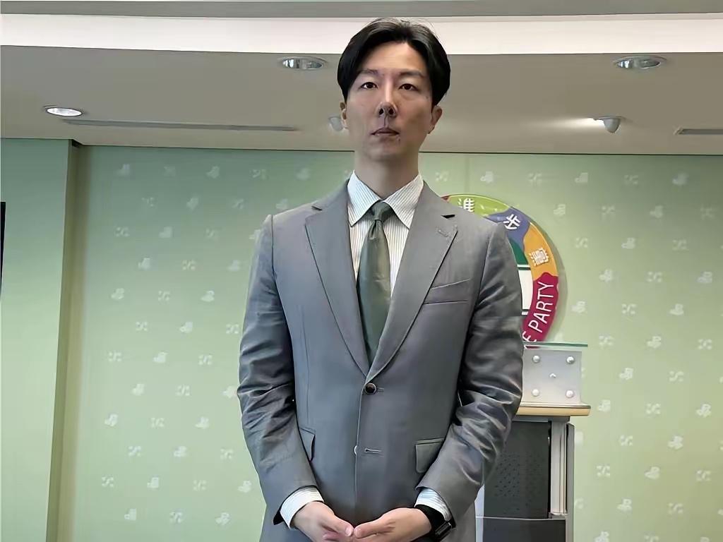 台“民进党发言人”吴峥发表严正声明，7月22日，针对国民党再次出手提案阻挡台政府