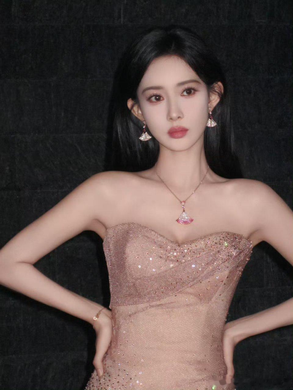 孟子义孟子义新剧美到挪不开眼