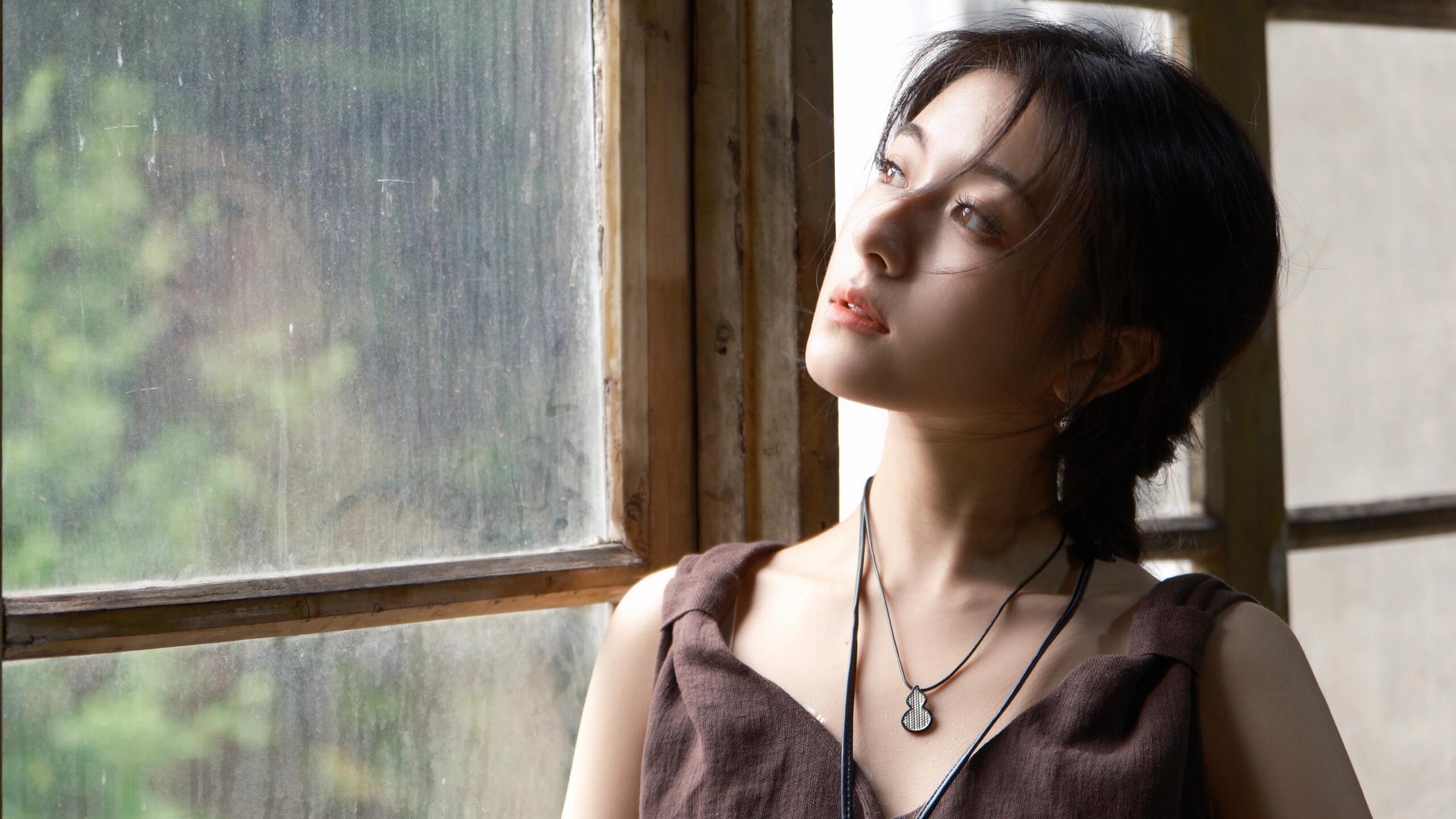 李兰迪真的是天选古人，而且感觉很有仙风道骨​​​