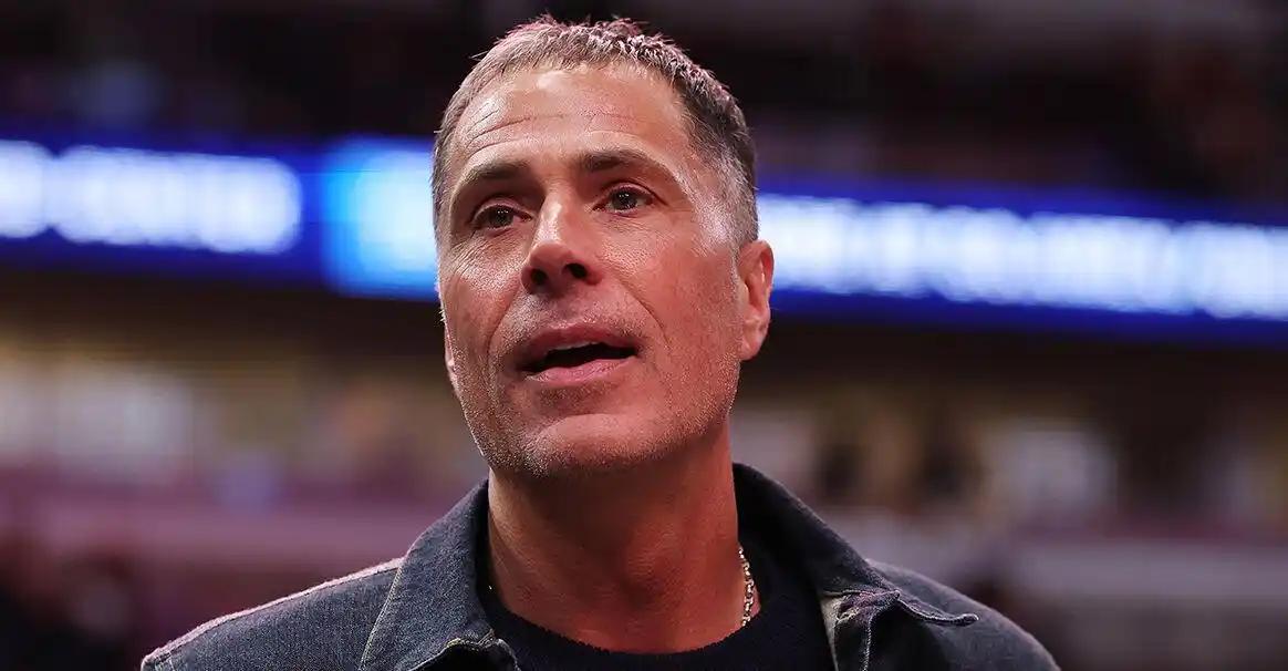 湖人买断市场的神！今年，湖人将会碰到史无前例的对手，勇士也进军买断市场了。说