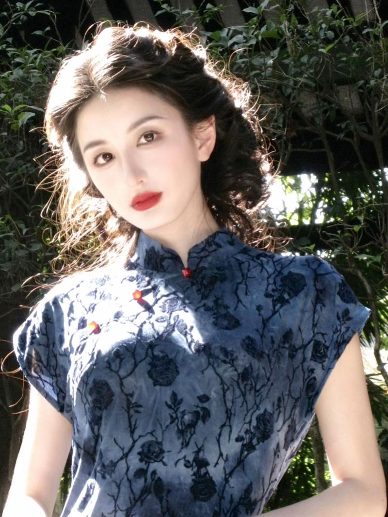 穿上旗袍，女人中的女人！
