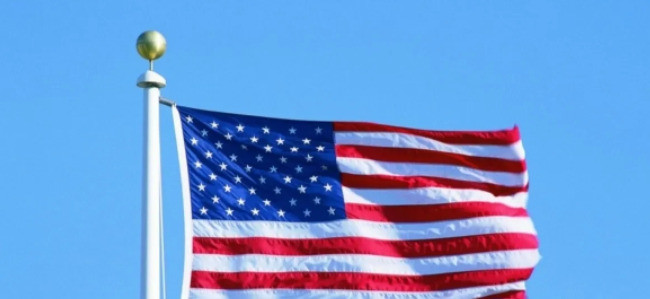 美国现在骑虎难下美国最近的举动简直让人惊掉下巴，简直是自