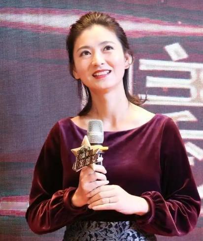 为什么沈眉庄那么漂亮，拍完《甄嬛传》后却没有火起来？郑晓龙一句话道出原因：大火的