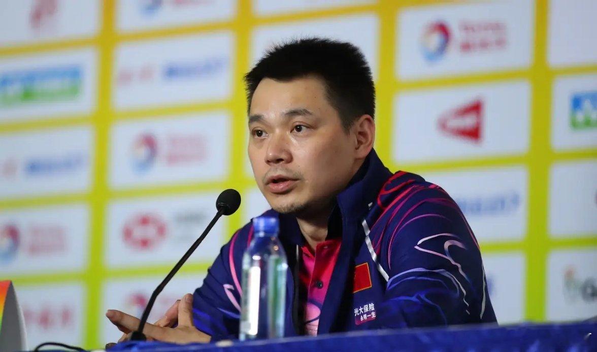 羽协主席张军失联随着张军被查，不出意外，目前最适合接任中国羽协主席的人选，大概率