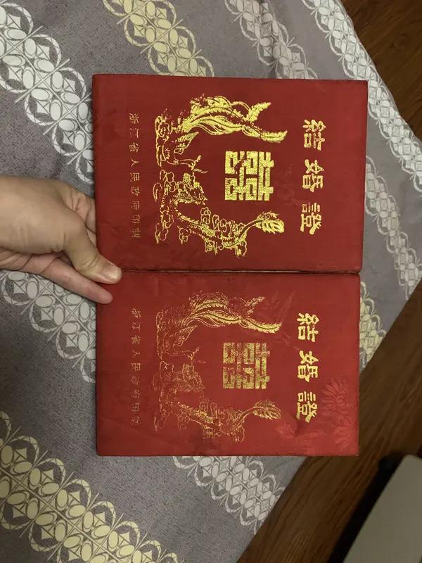 二婚真得这么可怕吗？我看还真是有点棘手。很多人离了婚，想着再婚能岁月静好，可现实