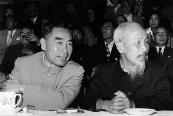 1969年，越南主席胡志明去世，和他关系很好的周总理却指示驻越大使千万不要前往吊