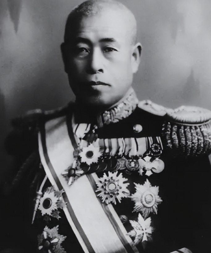 1941年，日本偷袭珍珠港，炸毁美军22艘舰艇，188架战斗机，大获全胜。策划者