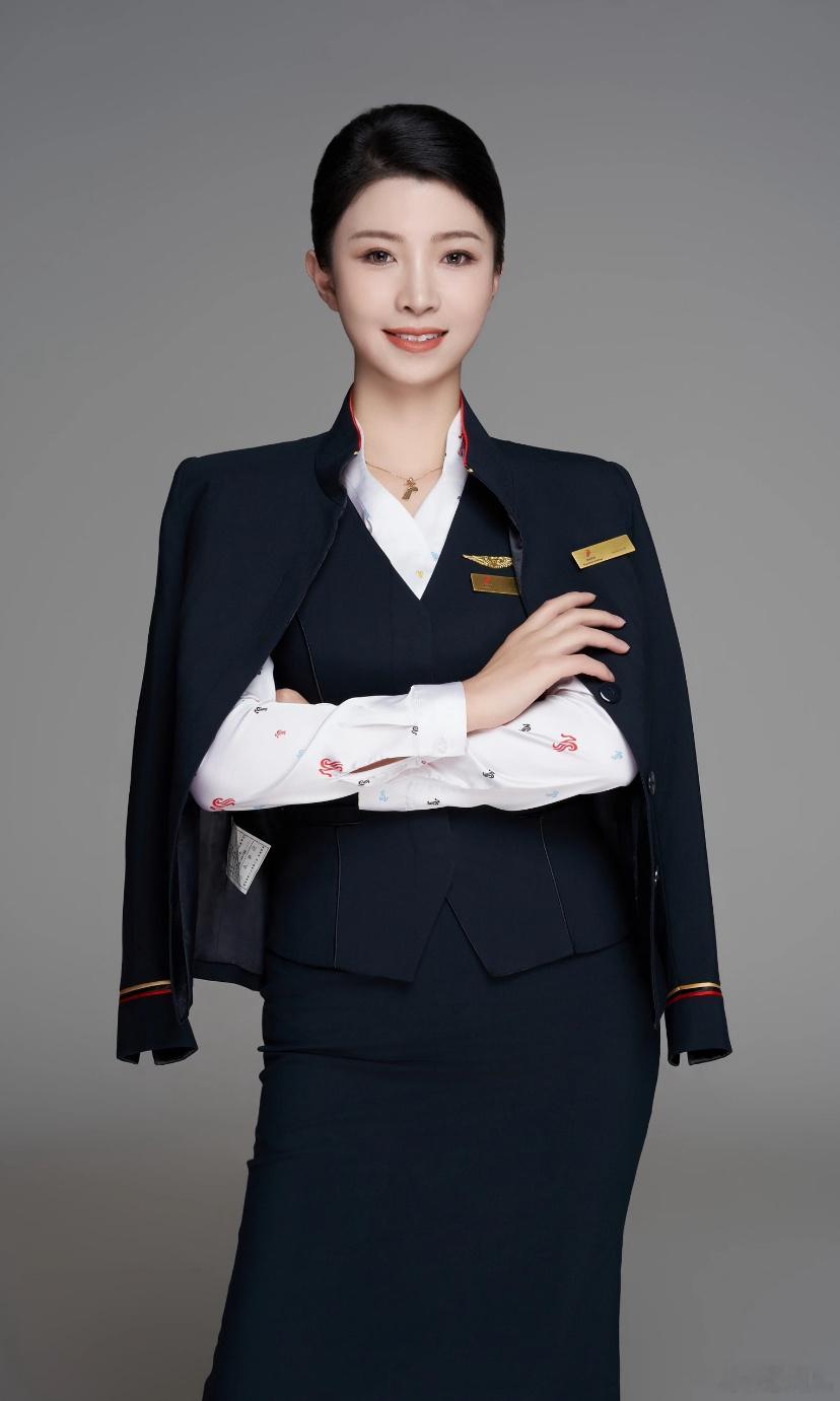 深航空姐的制服照，太美了。​​​