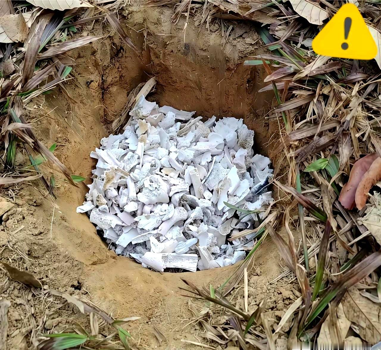 咱就是说，人这一辈子折腾完，最后不就剩那一捧灰吗？今天刷手机看到个图，有人直接