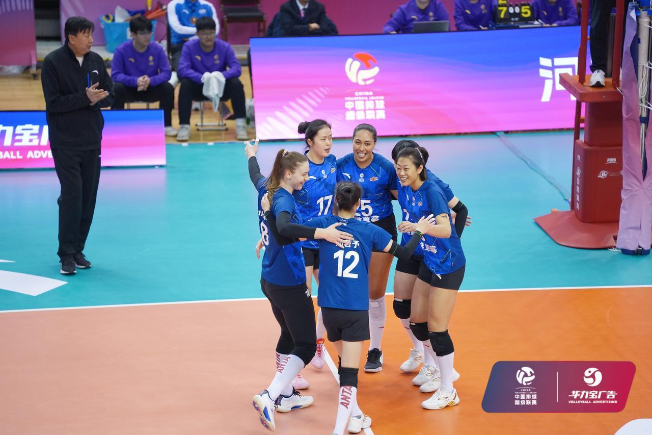 【女排联赛12轮过后积分榜】中国女排超级联赛主客场循环还剩两轮12轮过后上海