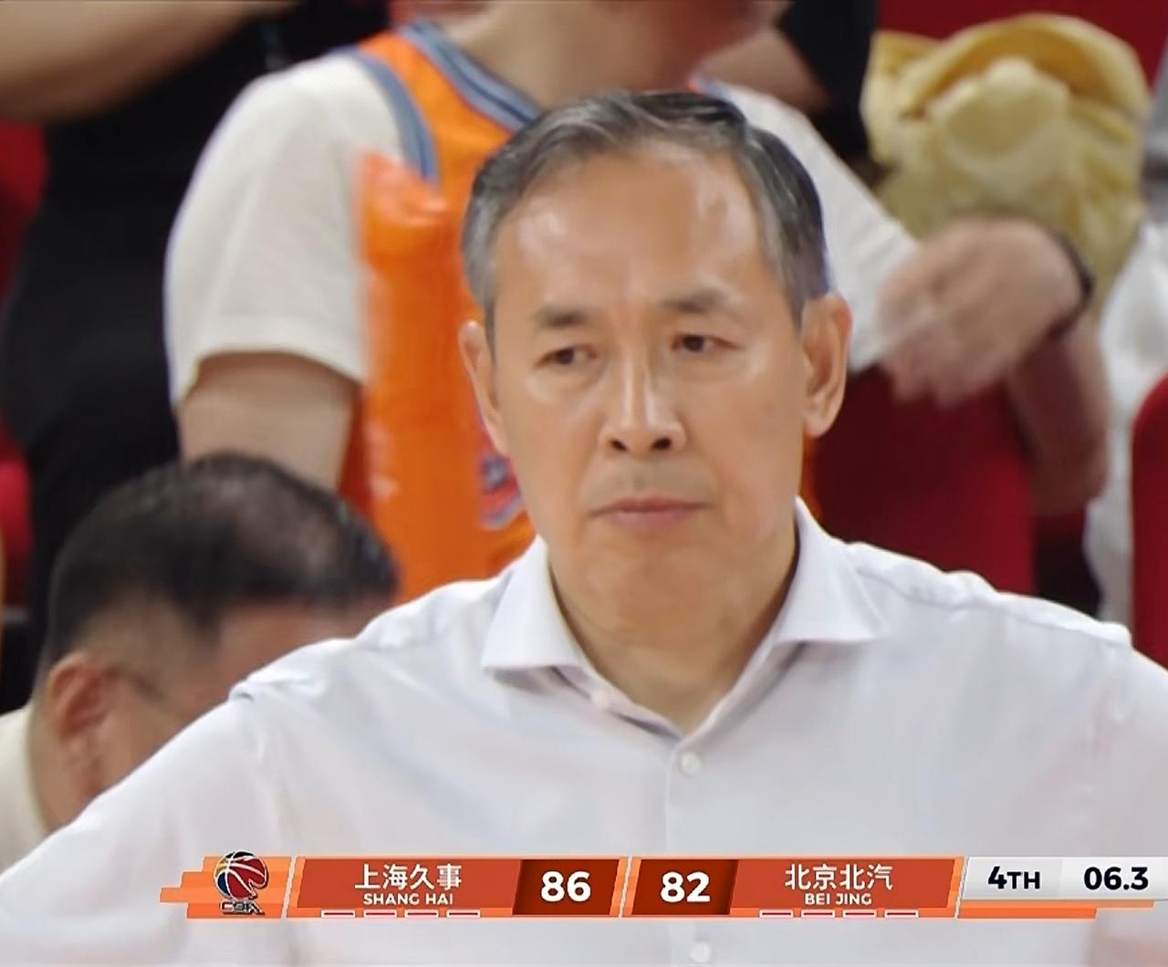 京沪首战后，许利民指导很恼火很委屈，因为他发现上海队的实力并不像想象的那么强，本