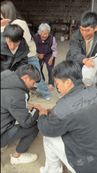 老人是个宝，现在你知道了吧！