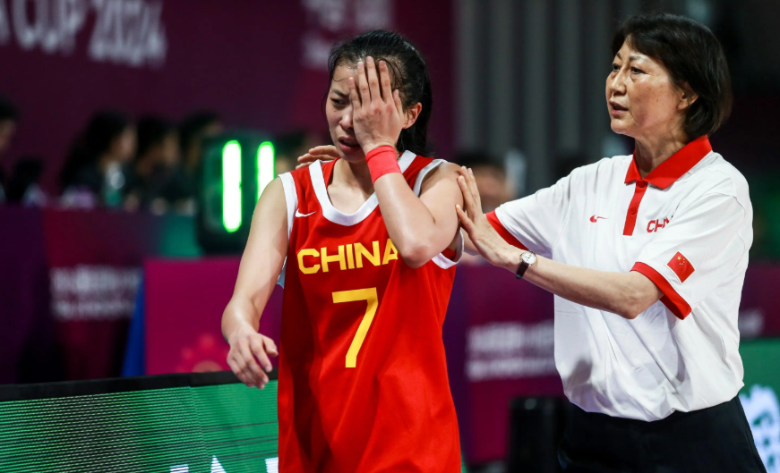 中国U16女篮的小将们真是太让人欣喜若狂了！在今天结束的一场U16女篮亚洲杯小组