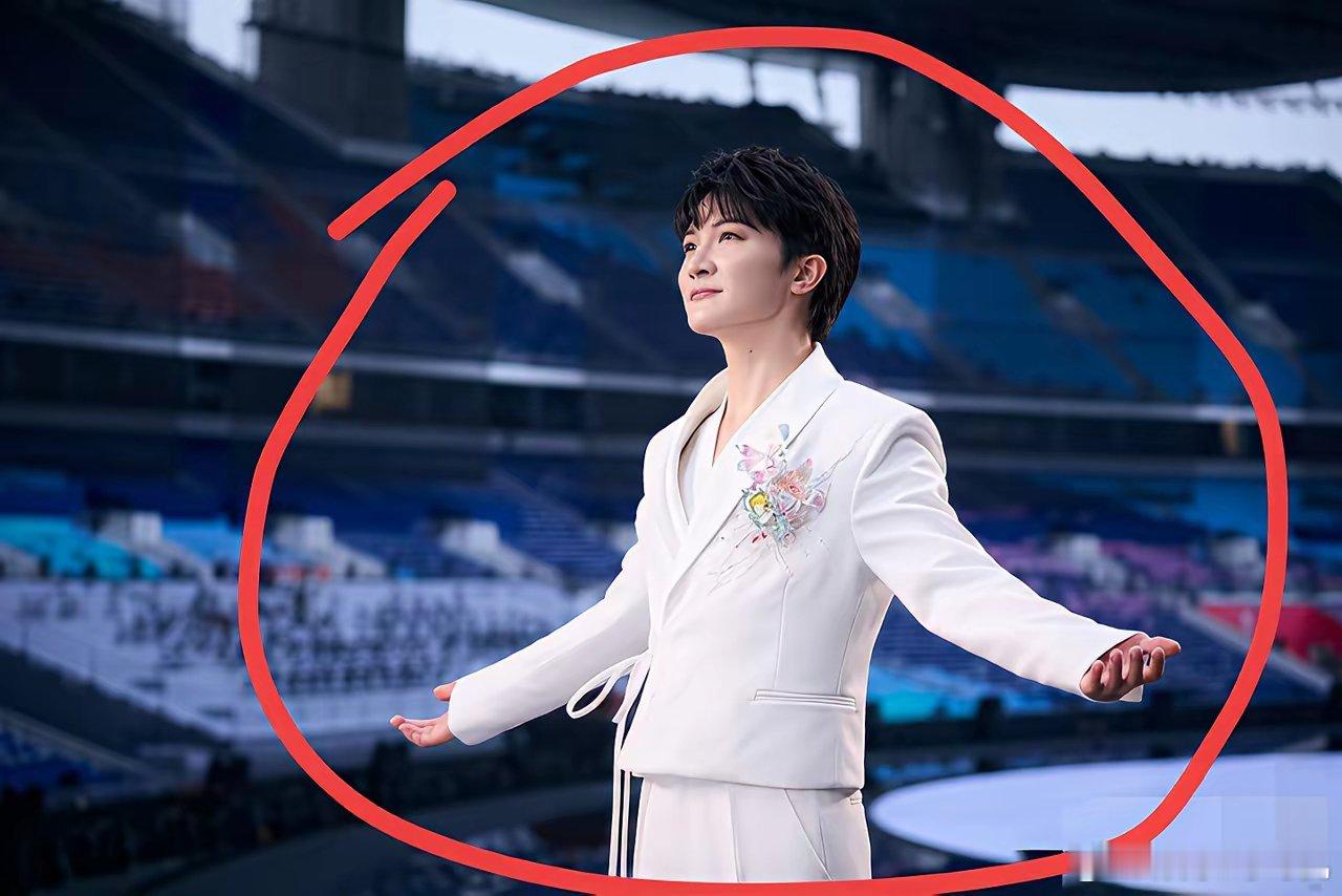 我有一种预感，周深以后的路可能会很难走了，因为周深唱功没话说，吐字清晰，但这次和