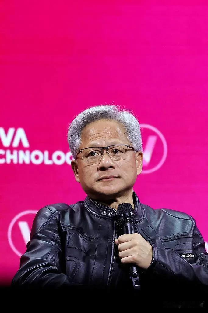 英伟达CEO黄仁勋说了句大实话。北京时间9月15日，英伟达CEO黄仁勋的一番发言