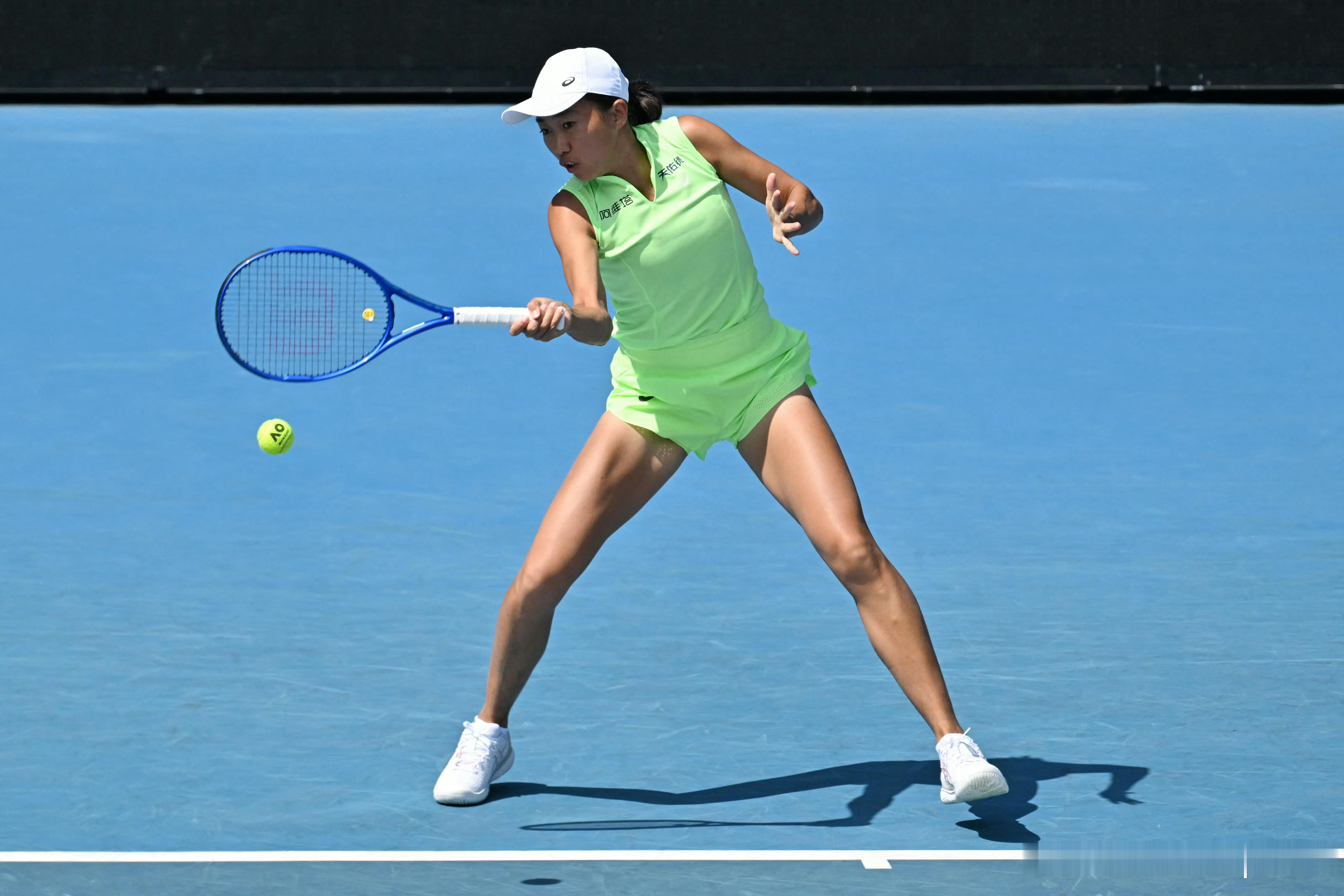 WTA1000🇶🇦多哈站女单资格赛首轮🇨🇳张帅3-6/3-6🇷🇺兹