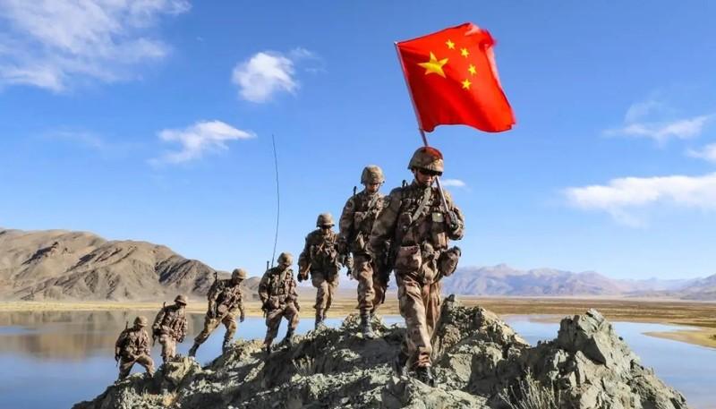 印度疯狂砸钱扩军，中印边境气氛又紧张了！ 856亿美元，同比大涨15%。印度