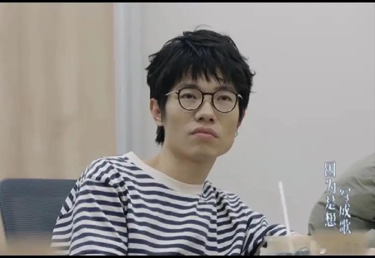 李行亮现在最后悔的事情就是参加了《再见爱人》没参加之前虽然名气一般，靠着一句白