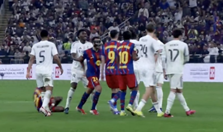 1月12日，西班牙超级杯决赛，巴塞罗那3-2皇家马德里，夺得冠军。据《马卡报》报