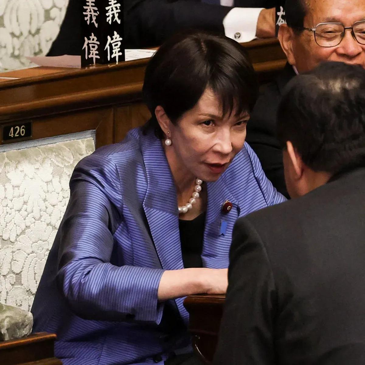 中日韩会议突然取消，中方只通知了韩国，没有通知日本。11月下旬，原定于我国举