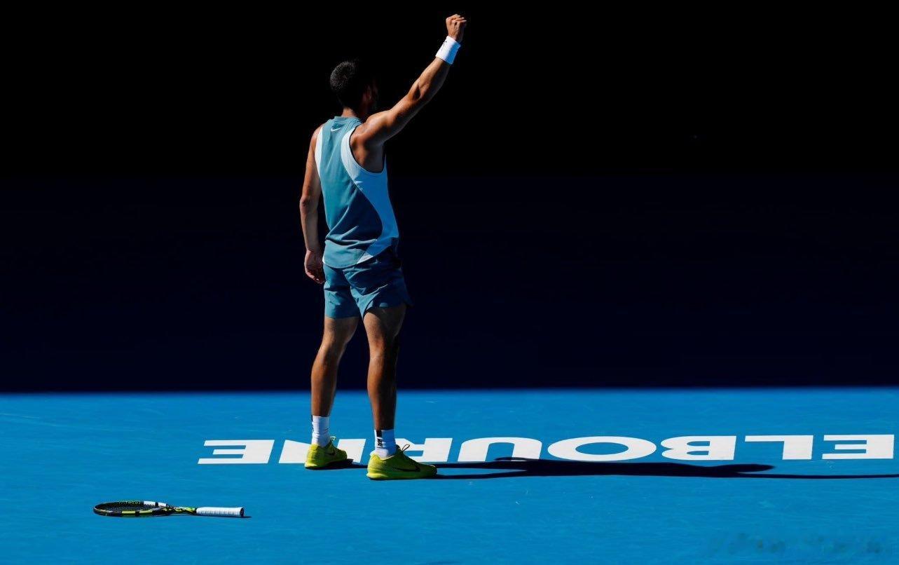 阿尔卡拉斯阿尔卡拉斯谈2026赛季和2026年澳网。“我认为澳网公开赛将会非常