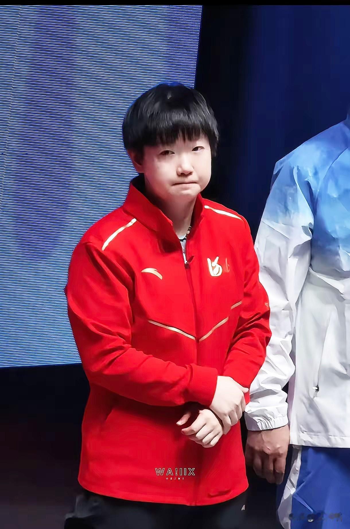 昨晚孙颖莎和王曼昱的女单决赛，最绝的不是神仙对打，而是莎莎1:3落后时那波“